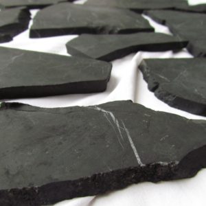 Sungit terméskőzet szabálytalan lapok