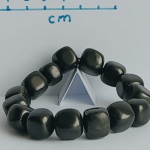 sungit shungite szungit Šungit shungit 순지트 Shungita  gumis 12mm kockákból karkötő