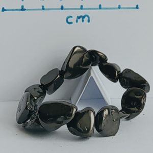 sungit shungite szungit Šungit shungit 순지트 Shungita Petrovszki (elit)  szabálytalan forma gumis karkötő